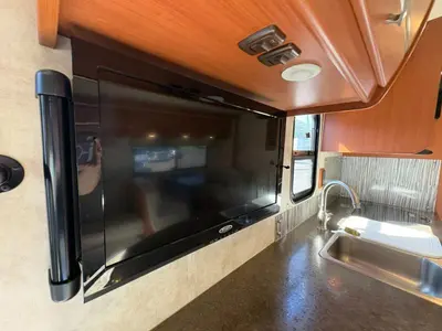2013 Winnebago View photo 17