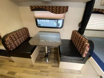 2017 Winnebago Micro Minnie photo 11