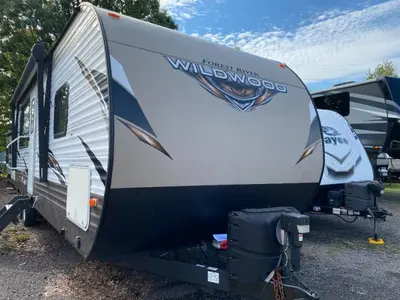 Used 2018 Forest River Wildwood 27RKSS