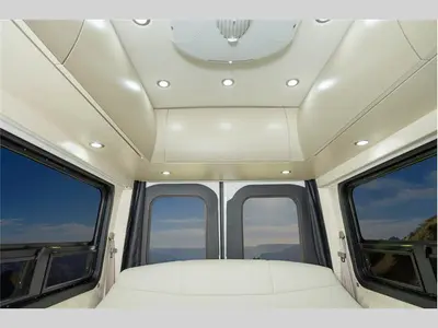 2023 Pleasure Way Plateau photo 6