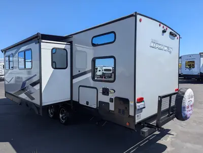 2023 Forest River Cherokee Alpha Wolf photo 6