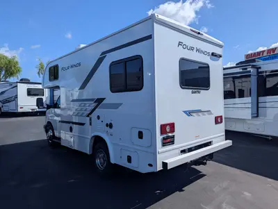 2027 Thor Motor Coach Four Winds photo 5