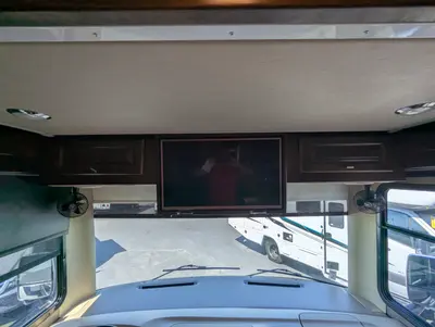 2019 Tiffin Motorhomes Open Road Allegro photo 11