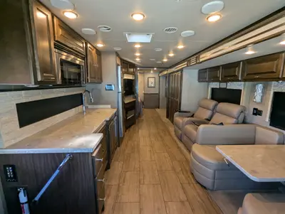 2019 Tiffin Motorhomes Open Road Allegro photo 14