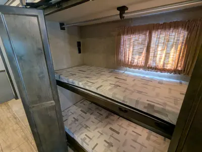 2019 Tiffin Motorhomes Open Road Allegro photo 30