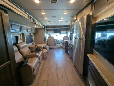 2019 Tiffin Motorhomes Open Road Allegro photo 48