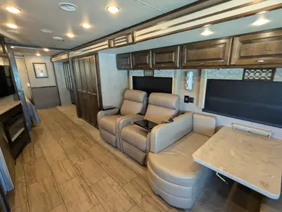 2019 Tiffin Motorhomes Open Road Allegro photo 21