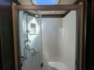 2019 Tiffin Motorhomes Open Road Allegro photo 44