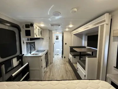 2024 Coleman Rubicon photo 37