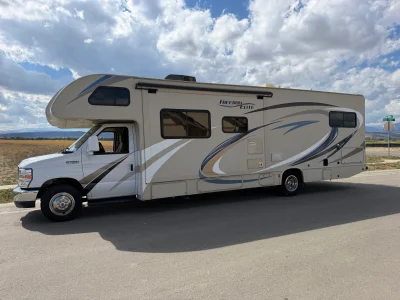 2018 THOR MOTOR COACH FREEDOM ELITE photo 2