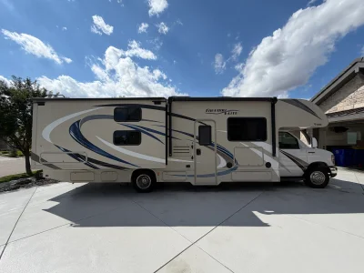 2018 THOR MOTOR COACH FREEDOM ELITE photo 35