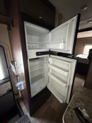 2018 THOR MOTOR COACH FREEDOM ELITE photo 17