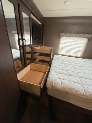2018 THOR MOTOR COACH FREEDOM ELITE photo 29