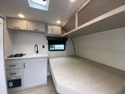 2027 Jayco Jay Flight photo 12