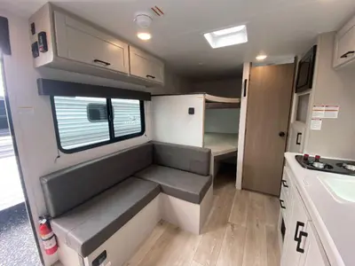 2027 Jayco Jay Flight photo 15