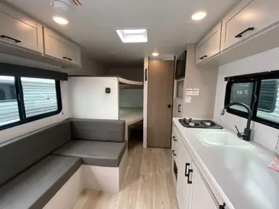 2027 Jayco Jay Flight photo 14