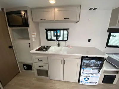 2027 Jayco Jay Flight photo 16