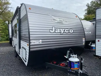 2027 Jayco Jay Flight photo 3