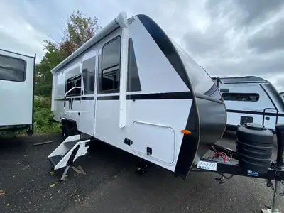 2027 Winnebago Micro Minnie photo 12