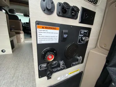 2027 Winnebago Solis Pocket photo 35