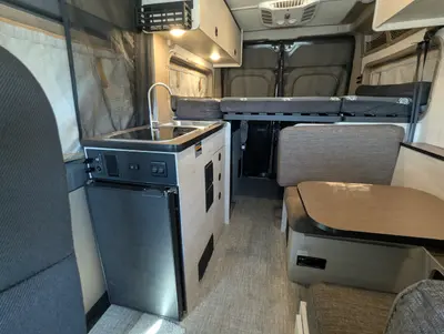 2027 Winnebago Solis Pocket photo 16