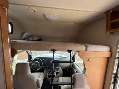 2017 WINNEBAGO MINNIE WINNIE photo 2