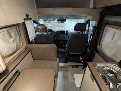 2027 Winnebago Solis Pocket photo 24