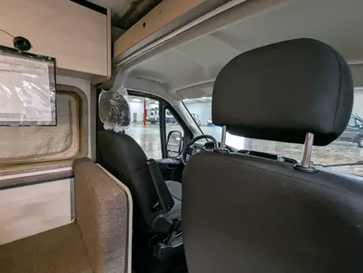 2027 Winnebago Solis Pocket photo 11
