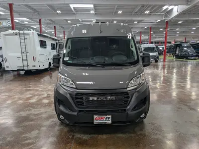 2027 Winnebago Solis Pocket photo 4