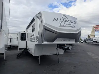 New 2027 Alliance RV Avenue 32RLS