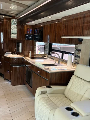 2017 NEWELL COACH 2020P photo 8