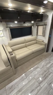 2022 JAYCO SENECA PRESTIGE photo 15