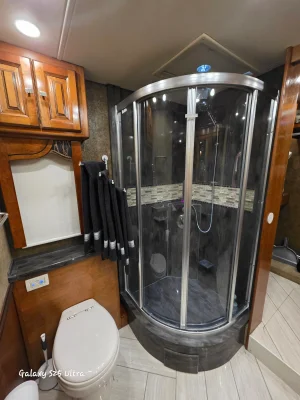 2014 TIFFIN MOTORHOMES ALLEGRO BUS photo 20