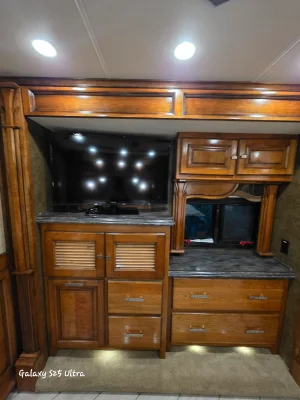 2014 TIFFIN MOTORHOMES ALLEGRO BUS photo 15