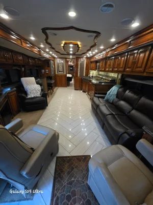 Used 2014 Tiffin Motorhomes Allegro Bus 45 Lp