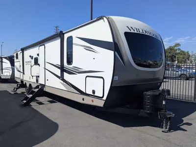 Used 2023 Forest River Wildwood Heritage Glen 314BUD