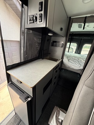 2025 WINNEBAGO REVEL photo 10