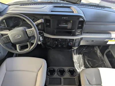 2027 Thor Motor Coach Omni photo 14