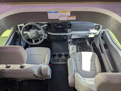 2027 Thor Motor Coach Omni photo 13