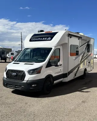 2026 Thor Motor Coach Compass photo 5