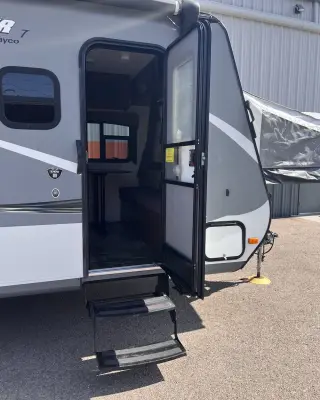 2016 Jayco Jay Feather 7 photo 30