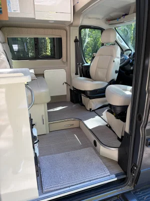 2022 THOR MOTOR COACH TELLARO photo 19