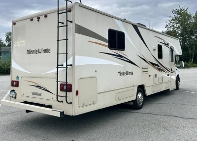 2018 WINNEBAGO MINNIE WINNIE photo 3