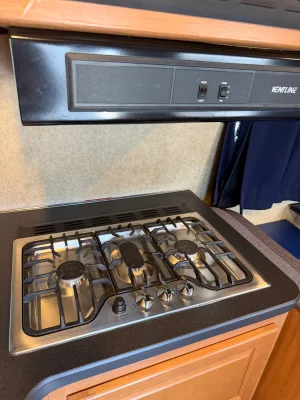 2018 THOR MOTOR COACH FOUR WINDS MAJESTIC photo 16