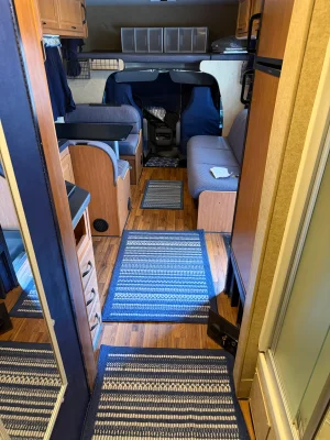 2018 THOR MOTOR COACH FOUR WINDS MAJESTIC photo 13