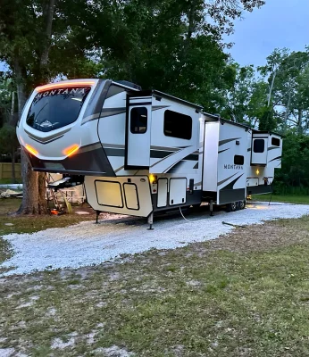Used 2020 Keystone Montana 3761FL