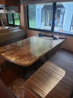 2014 THOR MOTOR COACH CHATEAU photo 7