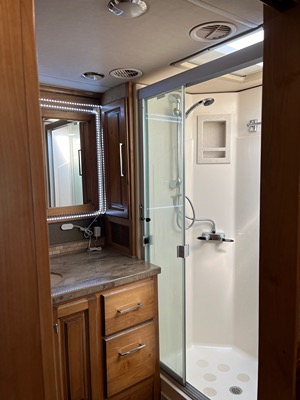 2018 TIFFIN MOTORHOMES ALLEGRO RED photo 10