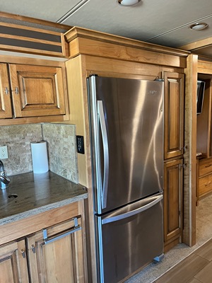 2018 TIFFIN MOTORHOMES ALLEGRO RED photo 9