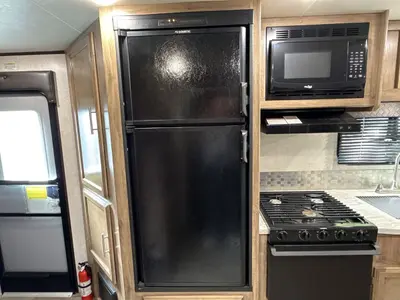2019 Jayco Jay Feather photo 26